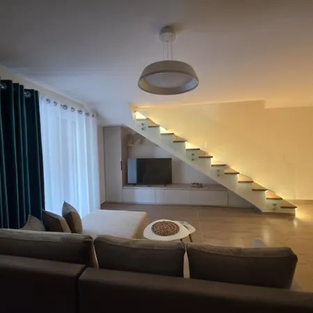Appartamento Luxury Seaside Escape 1 - Free Private Parking Golem (Tirana)